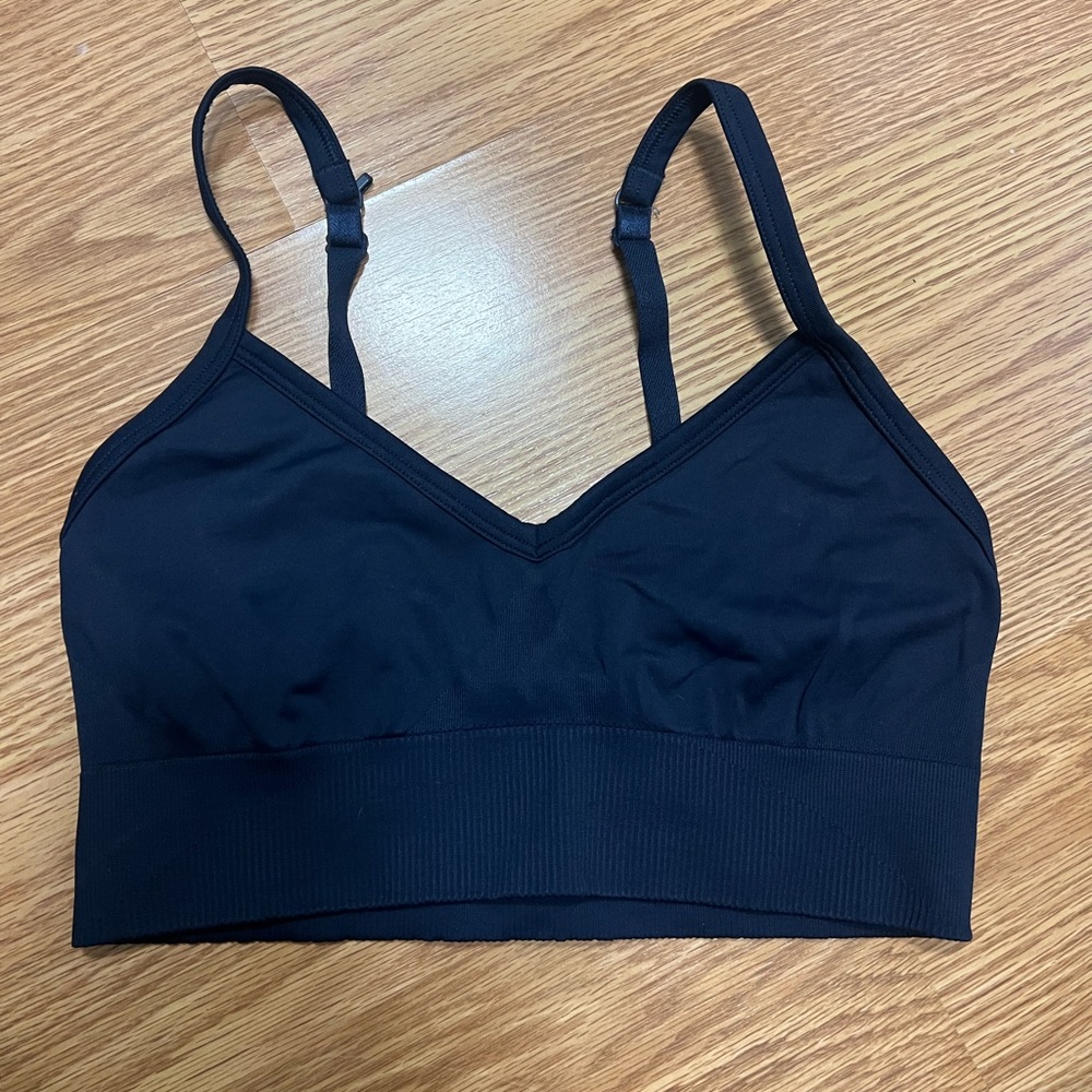 Lululemon Ebb To Street Bra *Light Support, A/B Cup True Navy Size 6